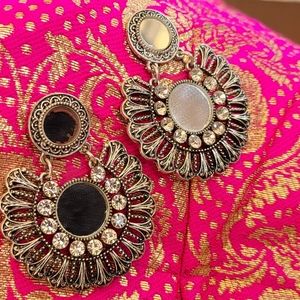 Trending oxidize mirror earring ( Sulha collection )